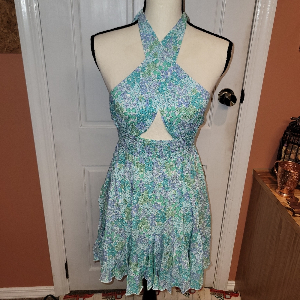 Chic Floral Halter Mini Dress in Blue and Green